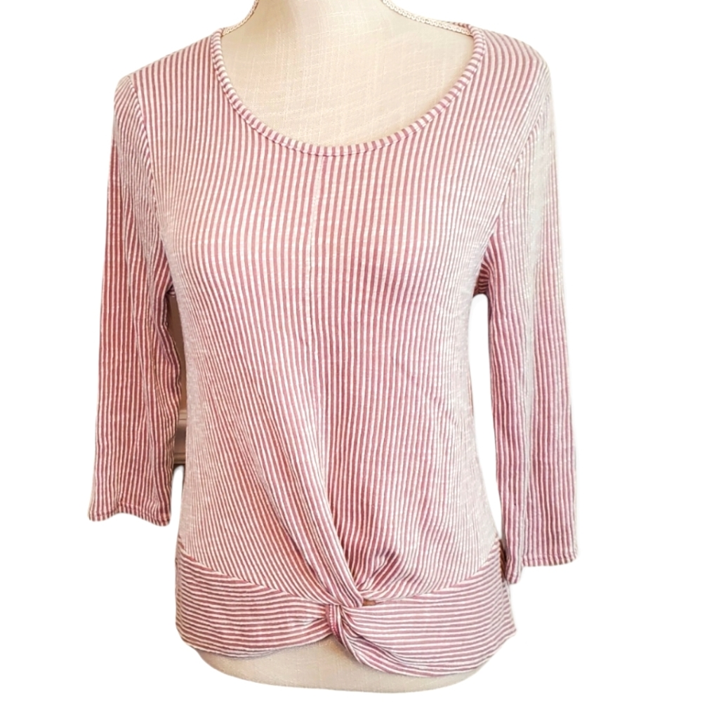 EXCLUSIVE ONE | Women's pink and ehite stroped twist hem top. Size *medium.
